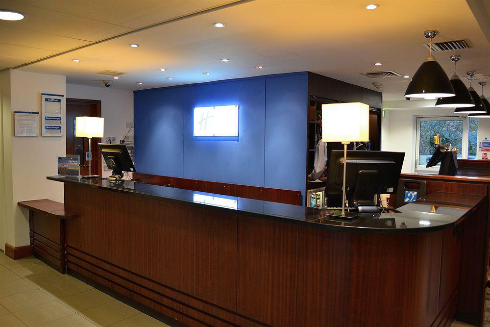 Holiday Inn Express Shrewsbury By Ihg Esterno foto