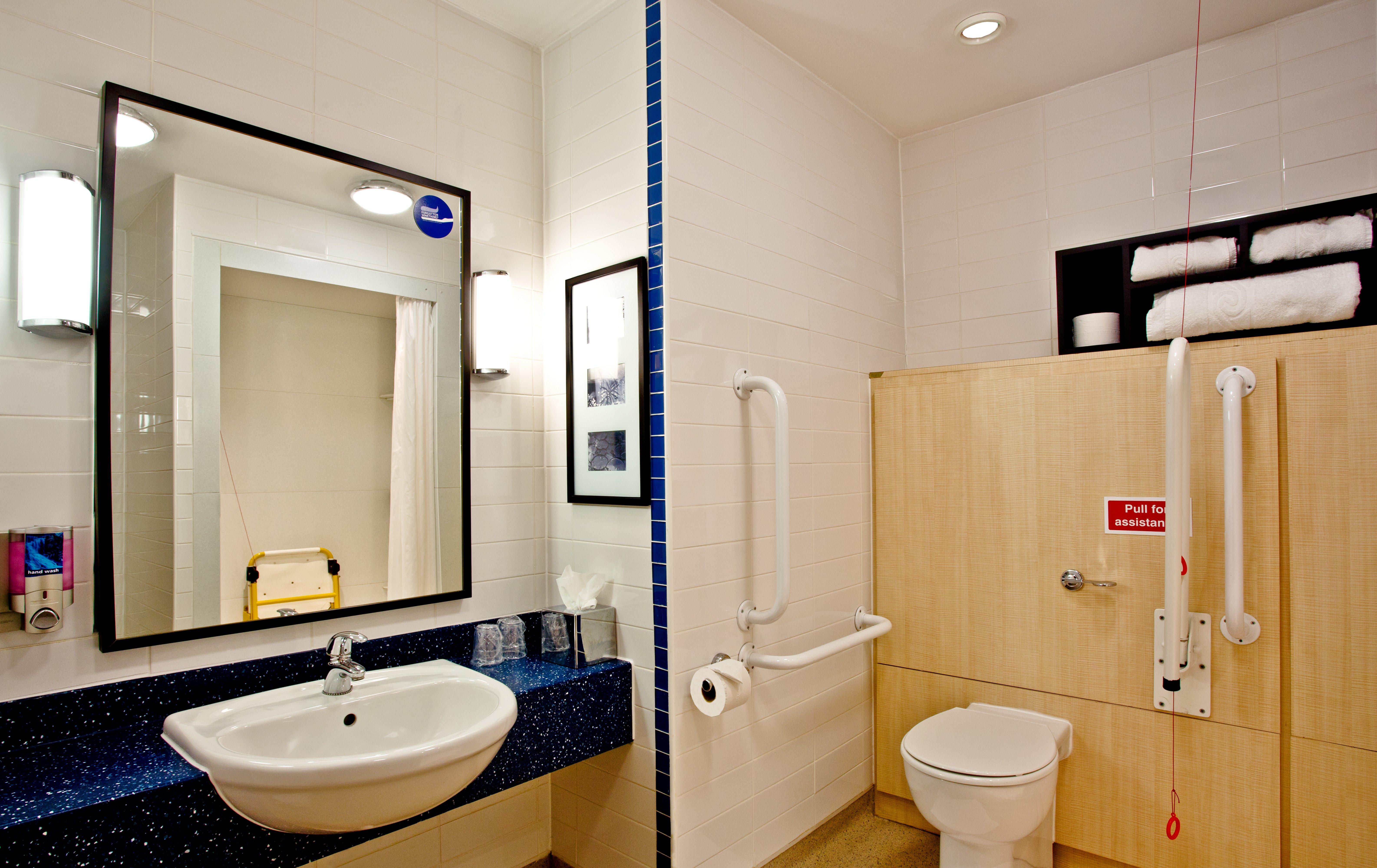Holiday Inn Express Shrewsbury By Ihg Esterno foto