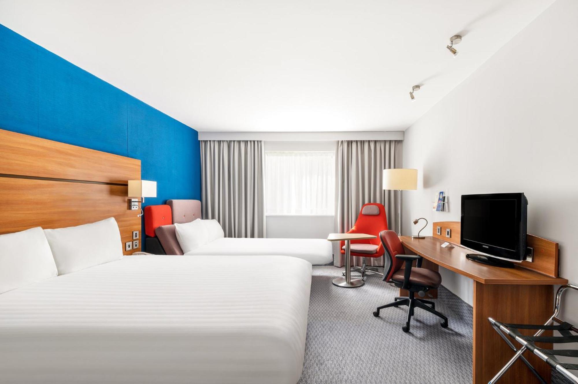 Holiday Inn Express Shrewsbury By Ihg Esterno foto
